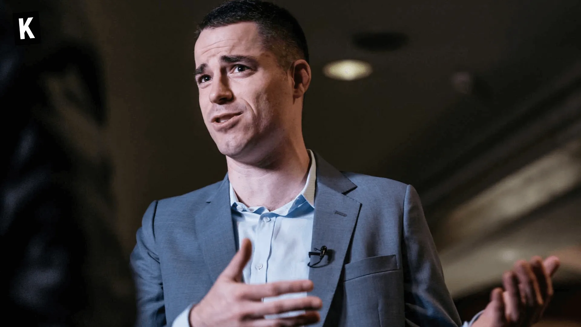 Roger Ver speaking about Bitcoin and Bitcoin cash at a conference