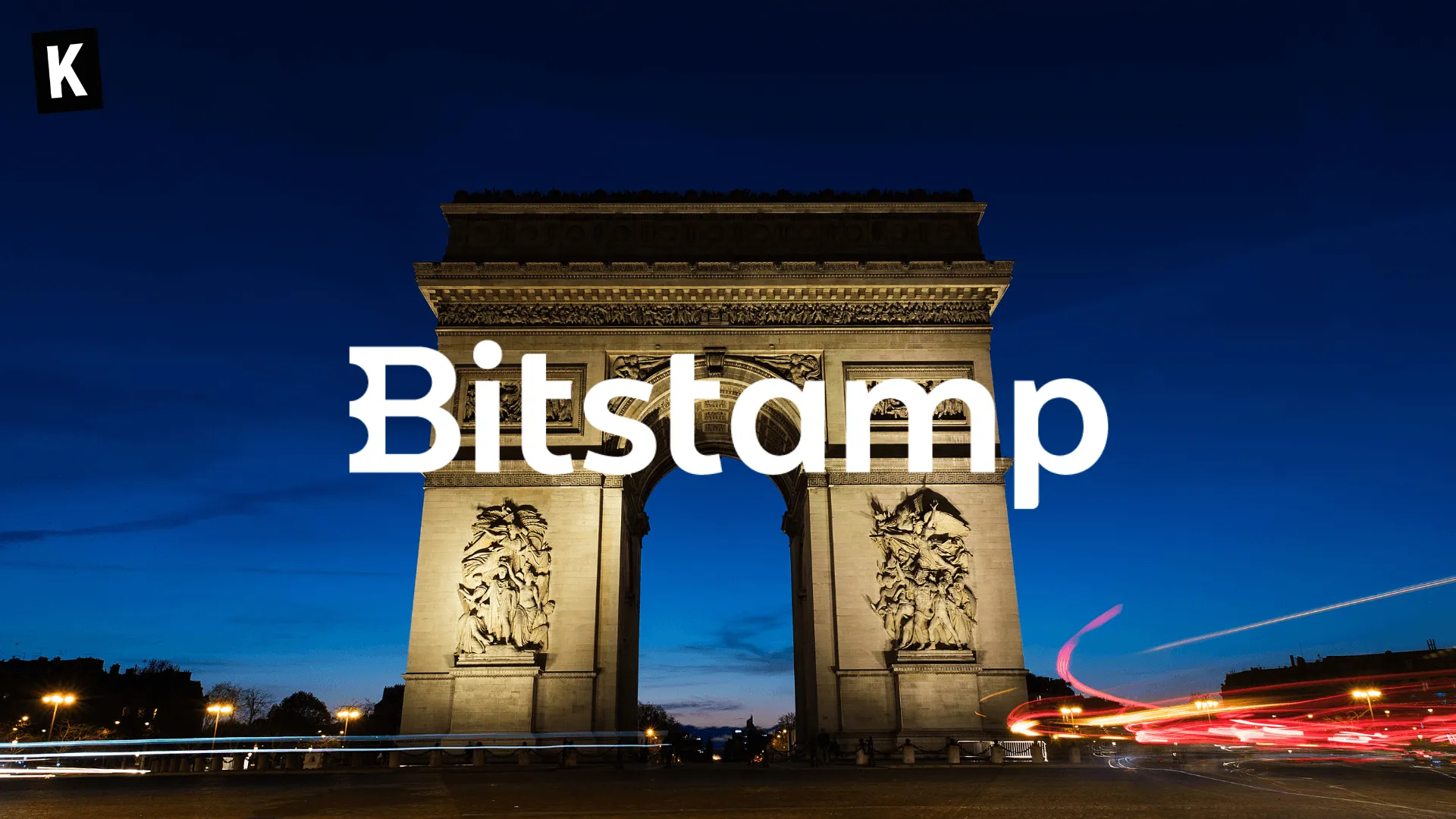 Logo de Bitstamp avec l'Arc de Triomphe en arrière-plan