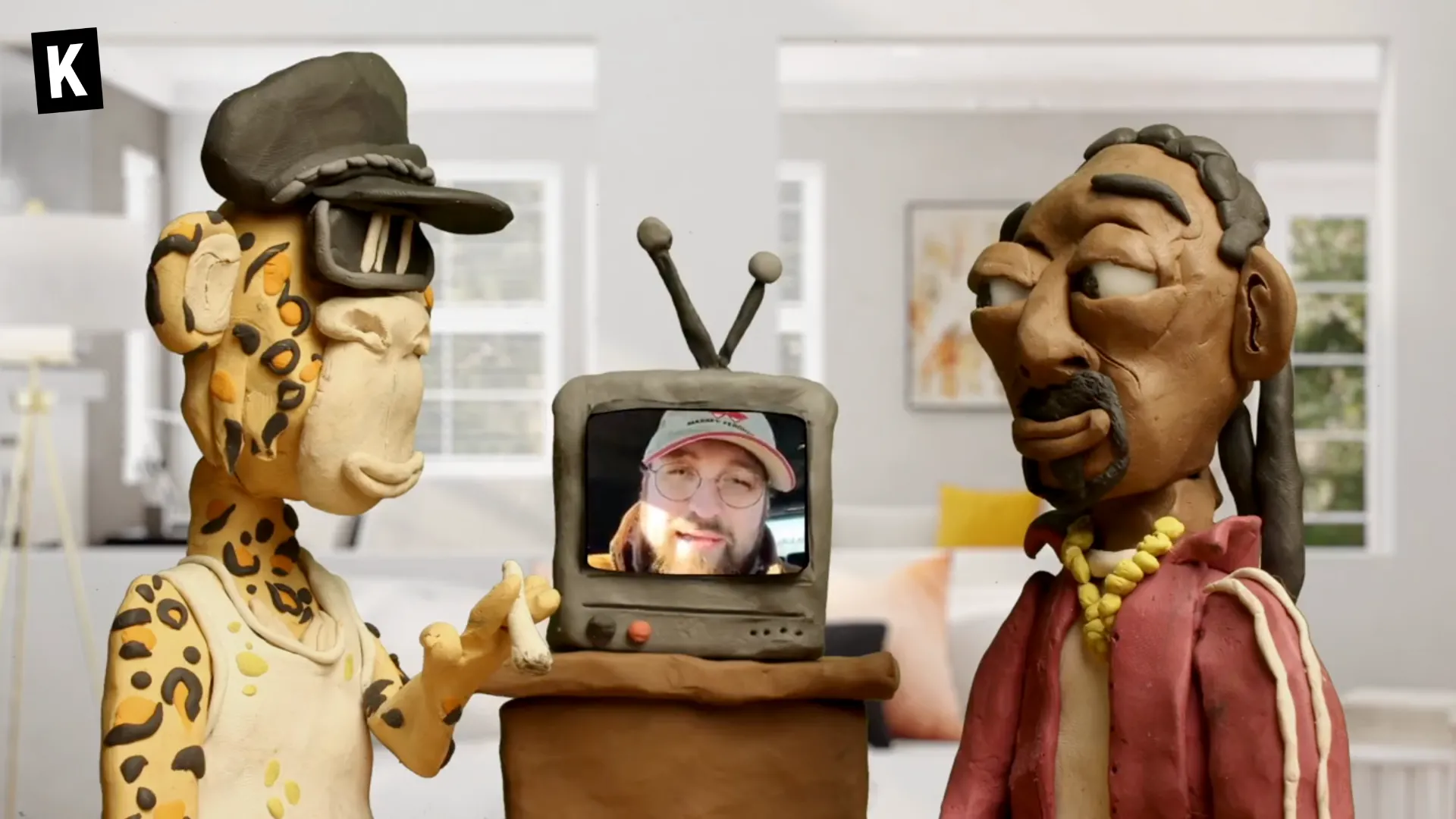 Clay representation of Snoop Doog with an Ape